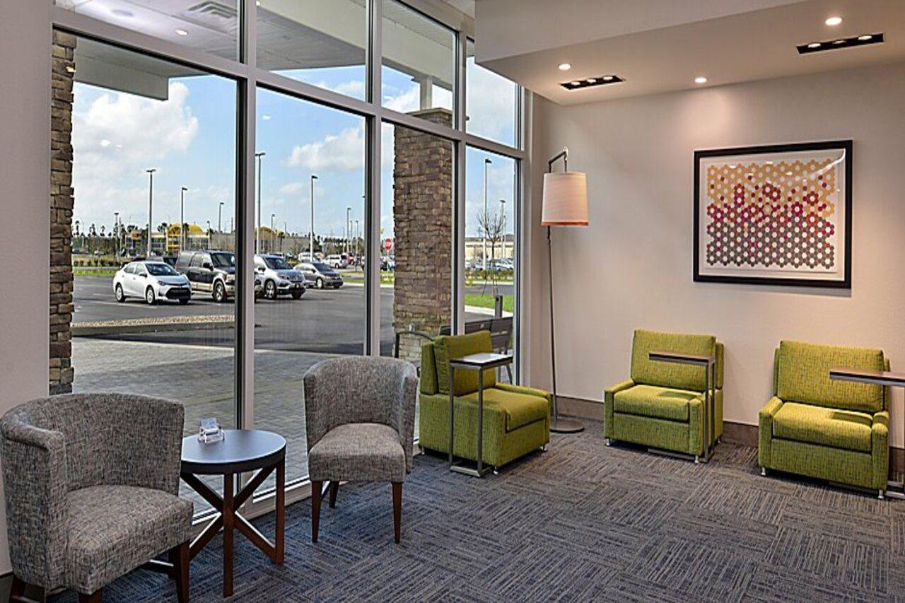 Holiday Inn Express Melbourne West By Ihg West Melbourne Exterior foto