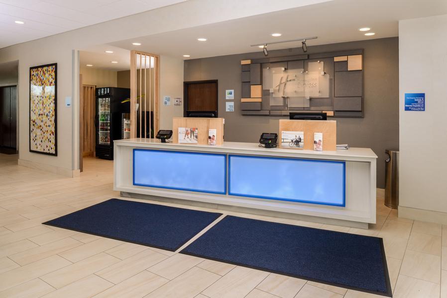 Holiday Inn Express Melbourne West By Ihg West Melbourne Exterior foto